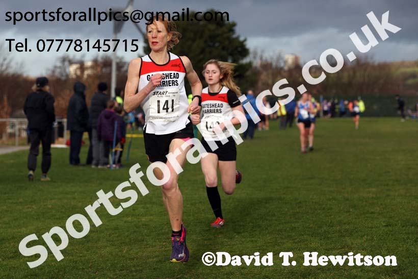 Senior womens and veteran Cathedral Relays, Birtley. Photo:  David T. Hewitson/Sports for All Pics